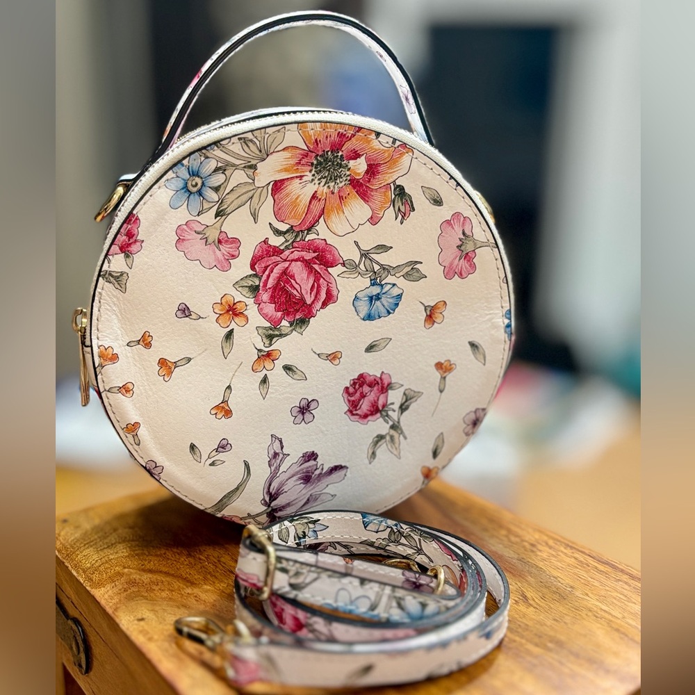 Elegant Floral Round Crossbody Bag Made in Italy